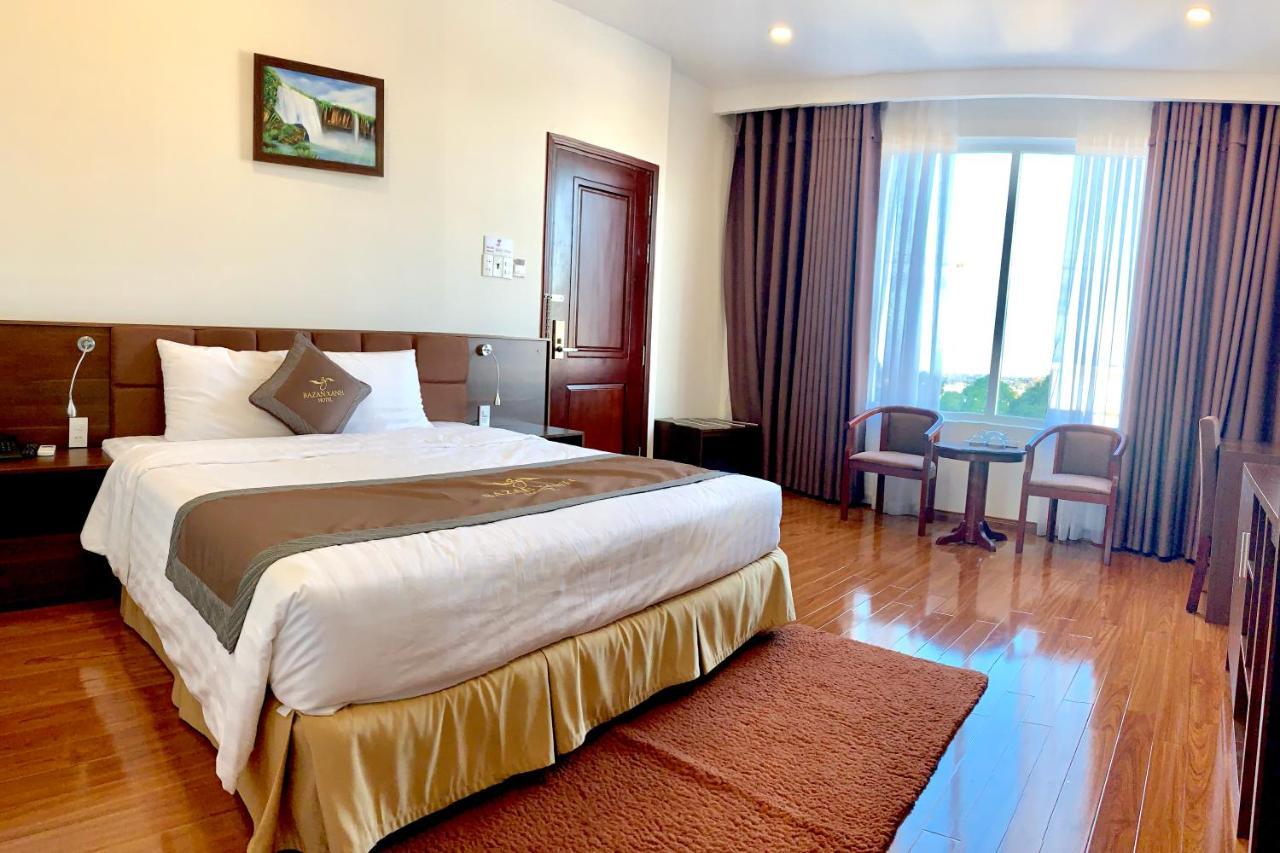 Bazan Xanh Hotell Buon Ma Thuot Eksteriør bilde